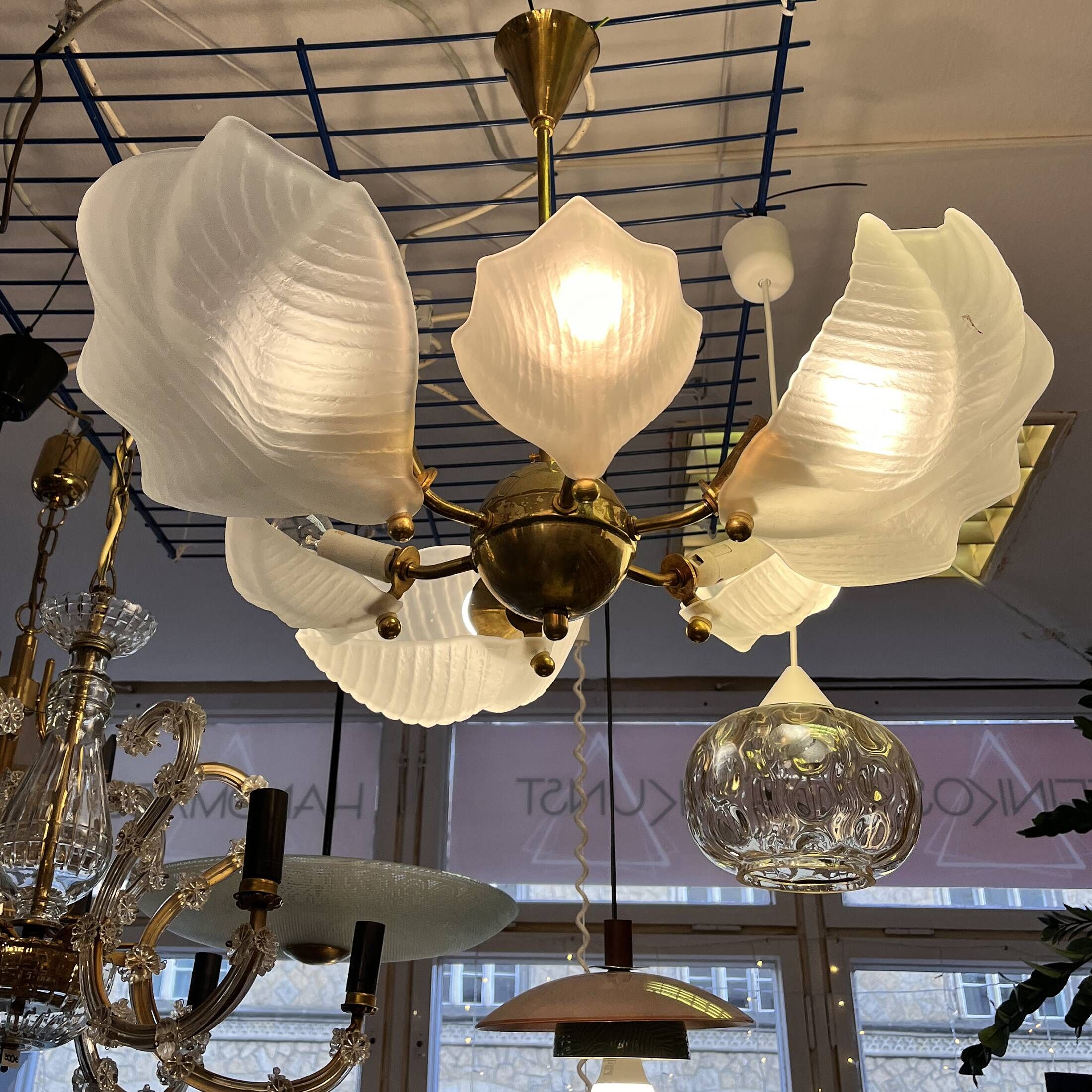 Beautiful chandelier, leaf type, Železny Brod Sklo ZBS, Czechoslovakia, 1970s.