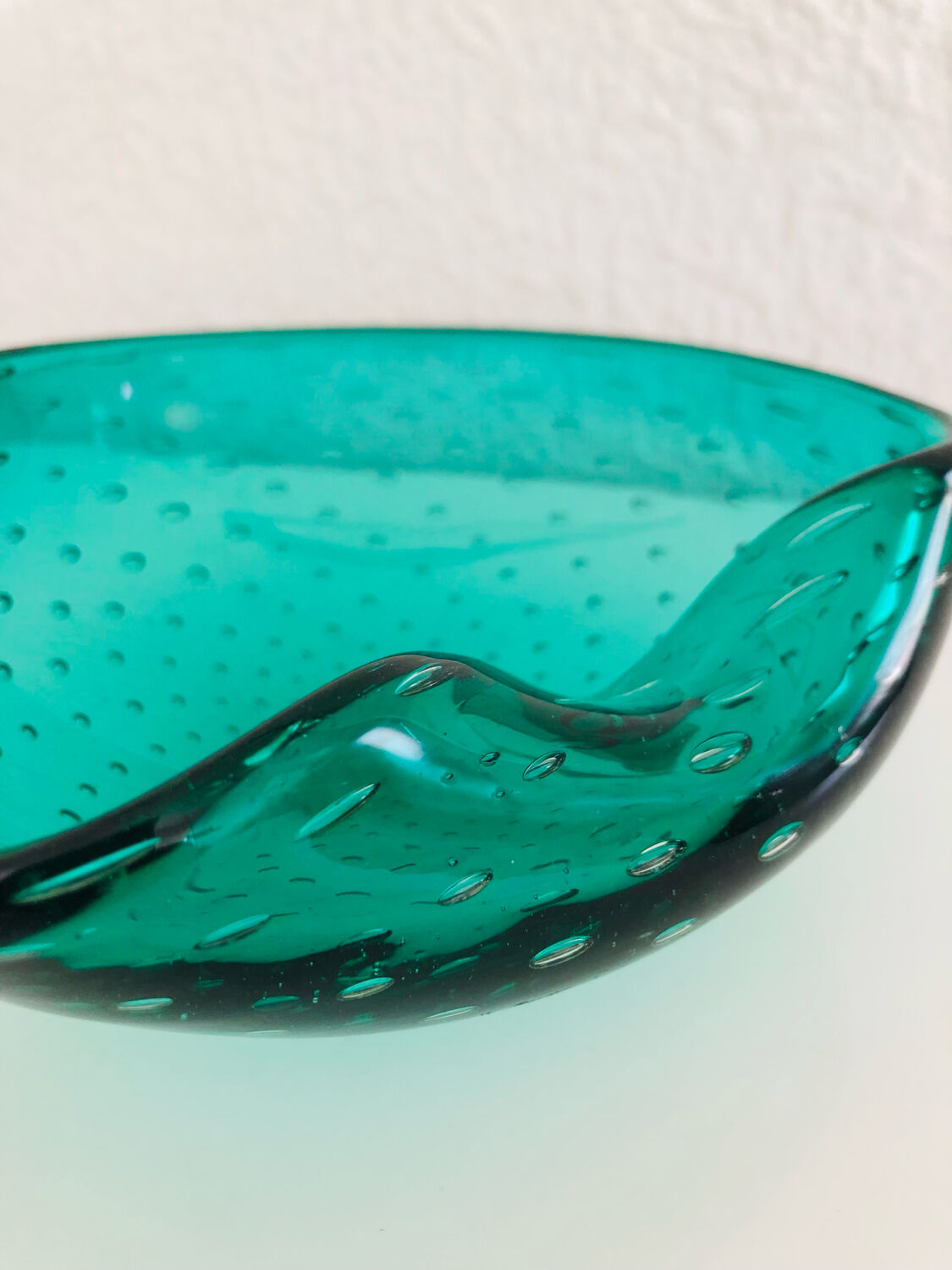 Ashtray or bowl in emerald green blown glass - Murano circa 1970