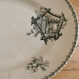 Serving dish in iron earth