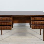 Bureau en palissandre, années 1960