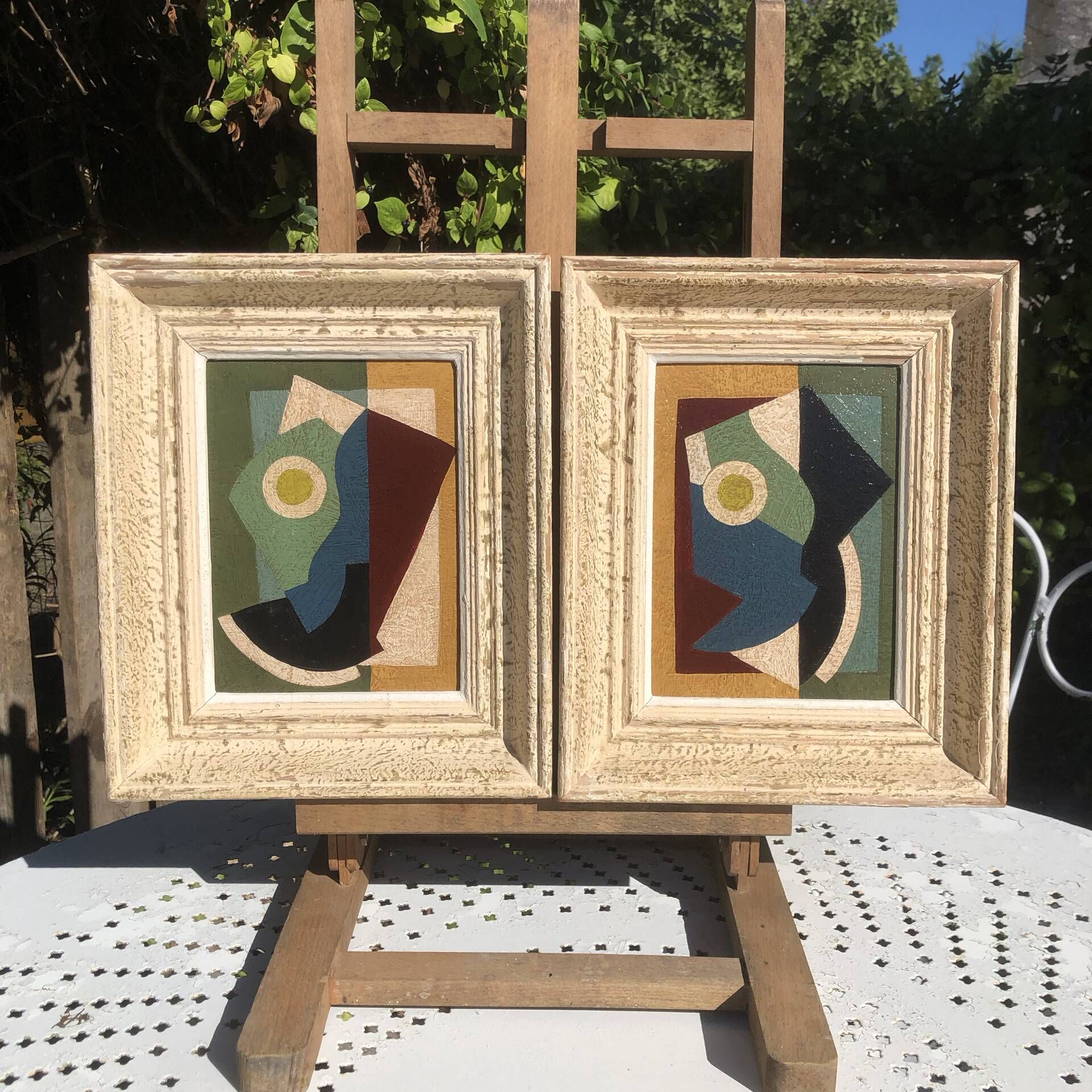 Paire de peintures cubistes