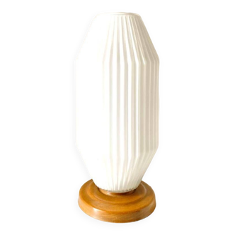 Art deco white opaline table lamp, Italy 1940s