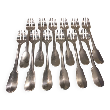 12 silver-plated oyster forks by Christofle Cluny, 14.9cm