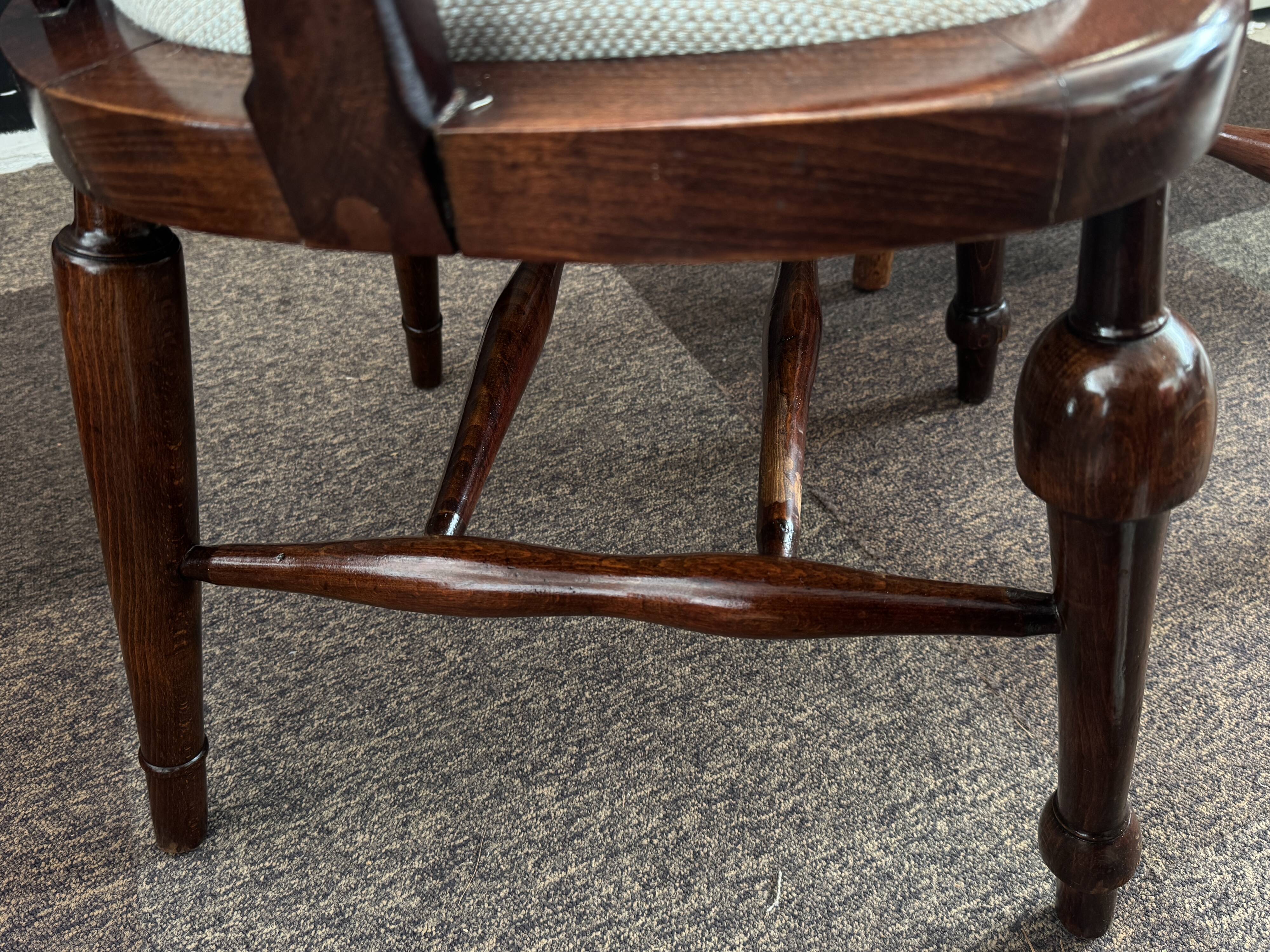 Wycombe English office chair - Dark wood