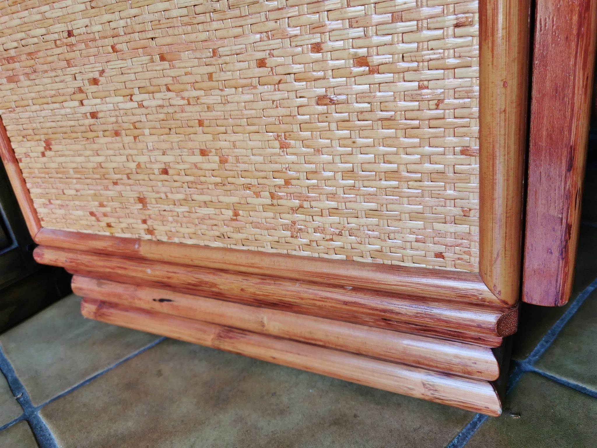Vintage chest of drawers in rattan and bamboo