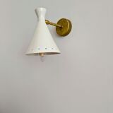 Italian designer wall lamp from the 50s