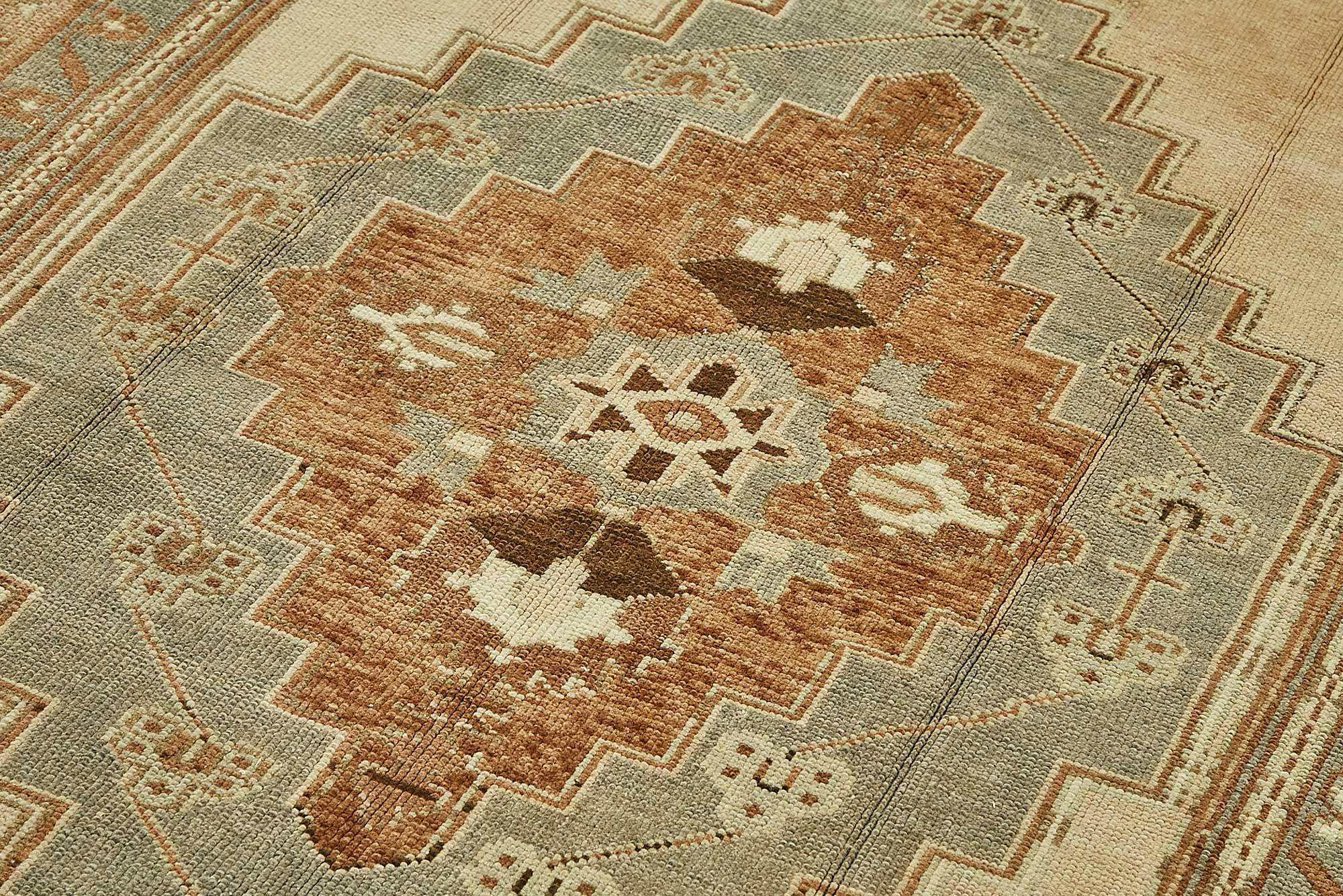 Turkish Vintage Anatolian Rug 161 cm x 300 cm