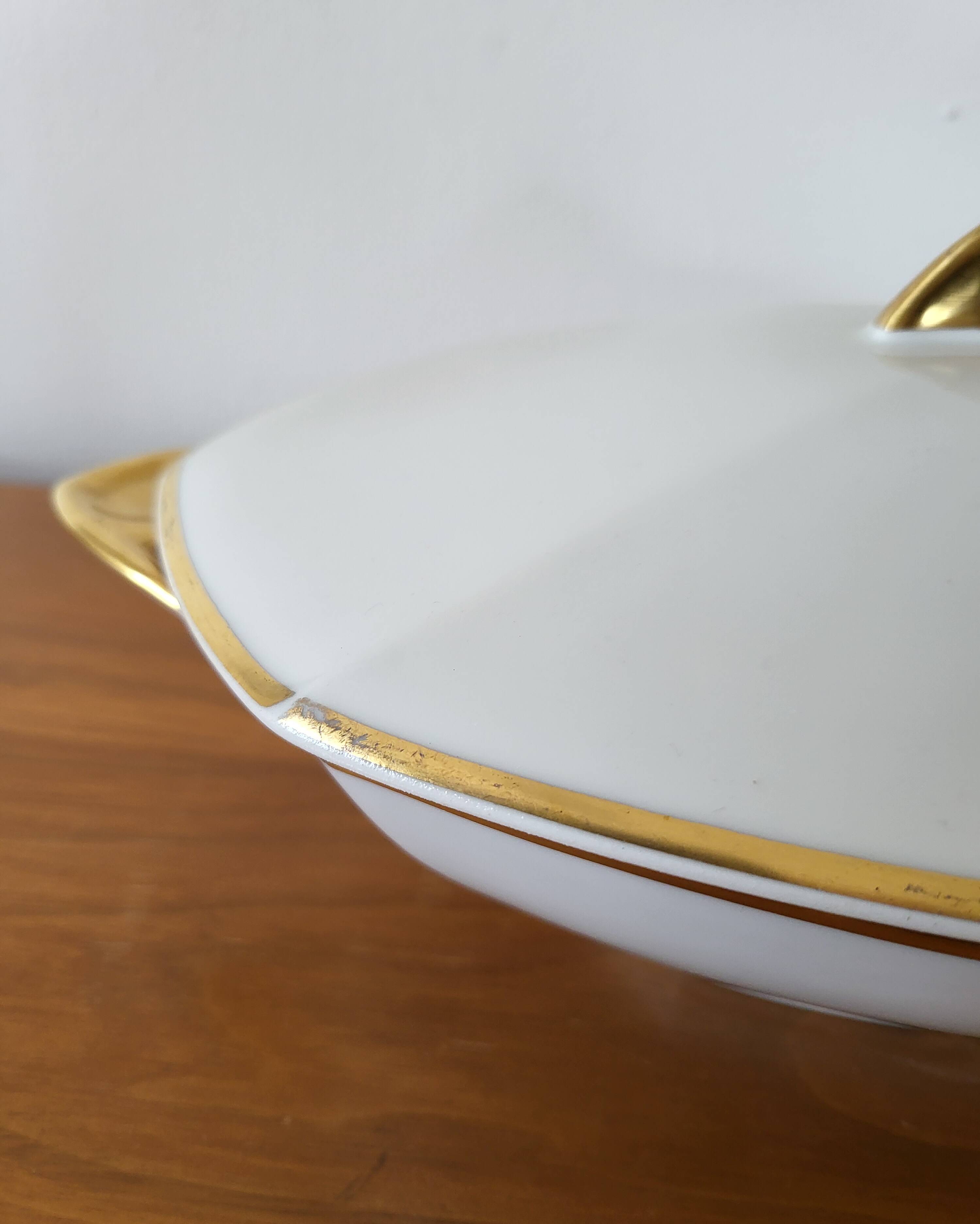 Vegetable dish in Limoges porcelain by Jean Boyer