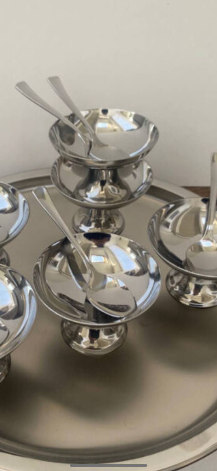 Stainless steel tableware set