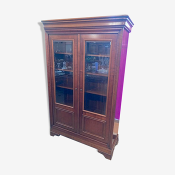 Bookcase with 2 glass doors