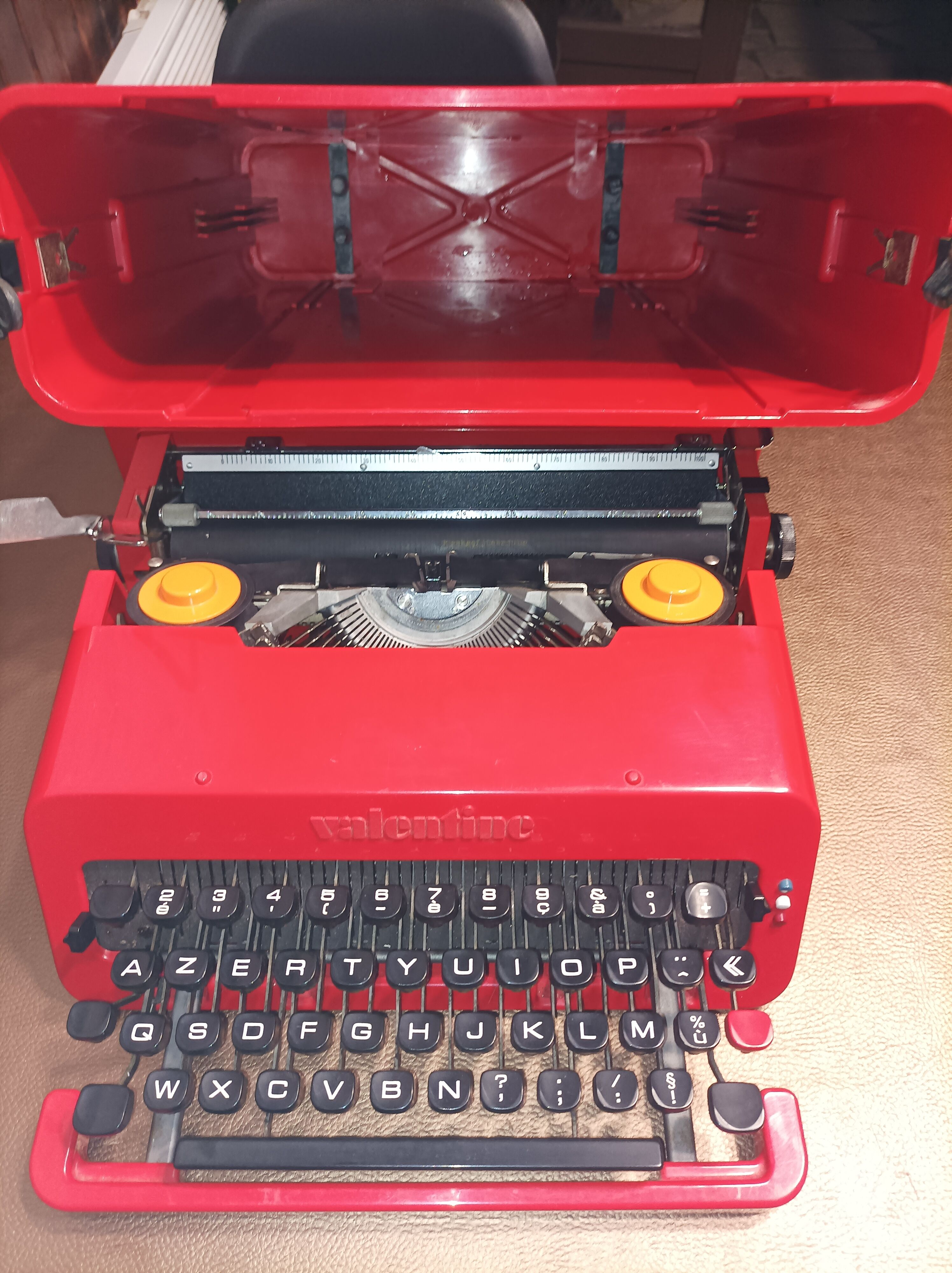 Typewriter valentine Ettore Sottsass Olivetti made in Barcelona
