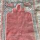 Tapis de prière Kilim vintage marron en laine, motif mihrab turc années 1930