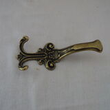 Brass hanging patere