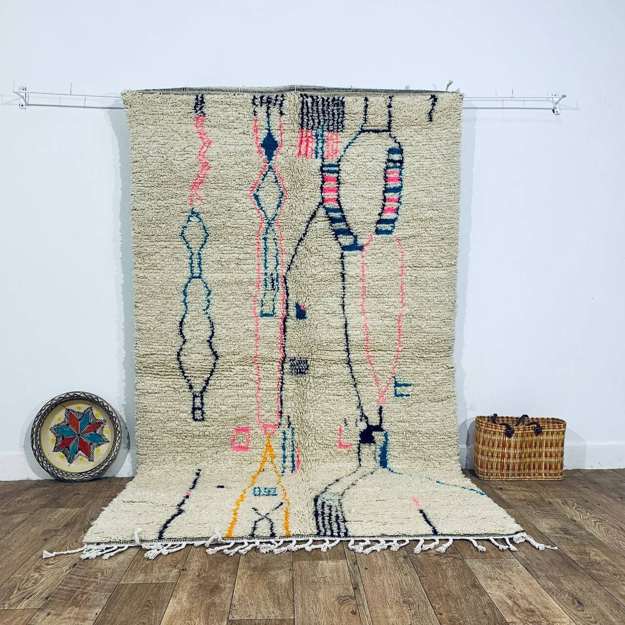 Handmade Moroccan Berber rug 260 x 150 cm