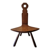 Chaise tabouret - Travail brutaliste du XXème siècle - En noyer teinté