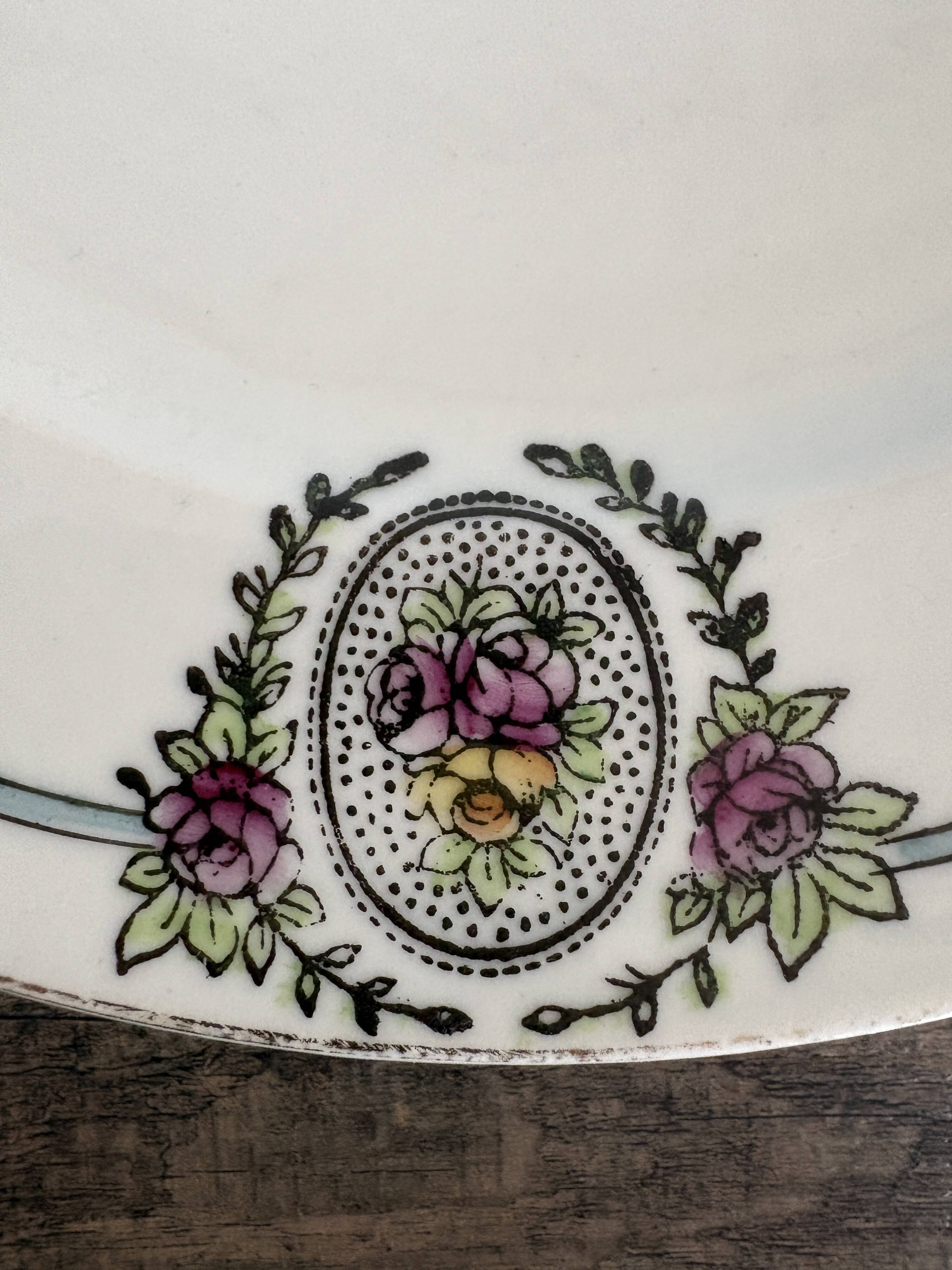 Vintage Art Deco handled dish