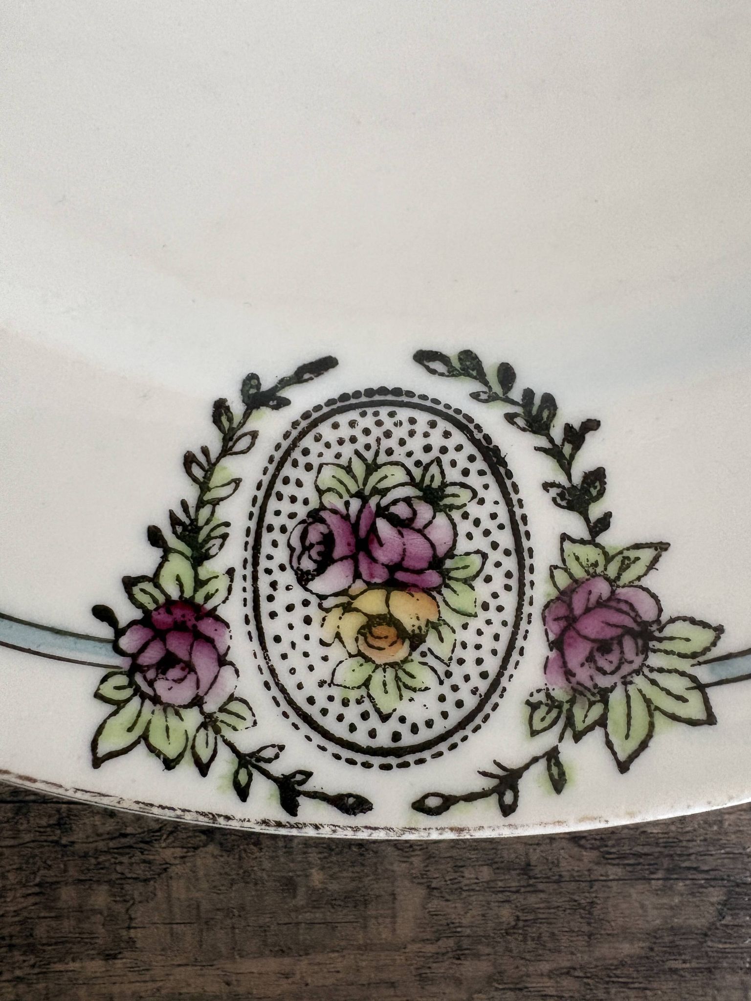 Vintage Art Deco handled dish