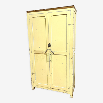 Armoire parisienne peinture patinée