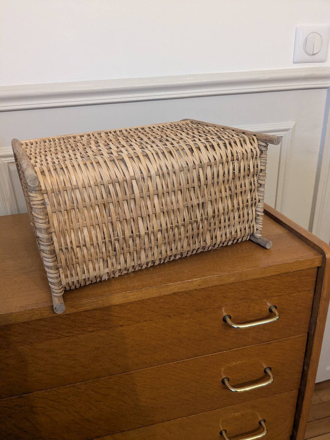 Wicker and rattan magazine rack