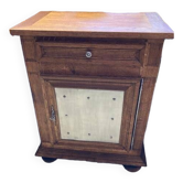 Renovated 1-door jam cabinet