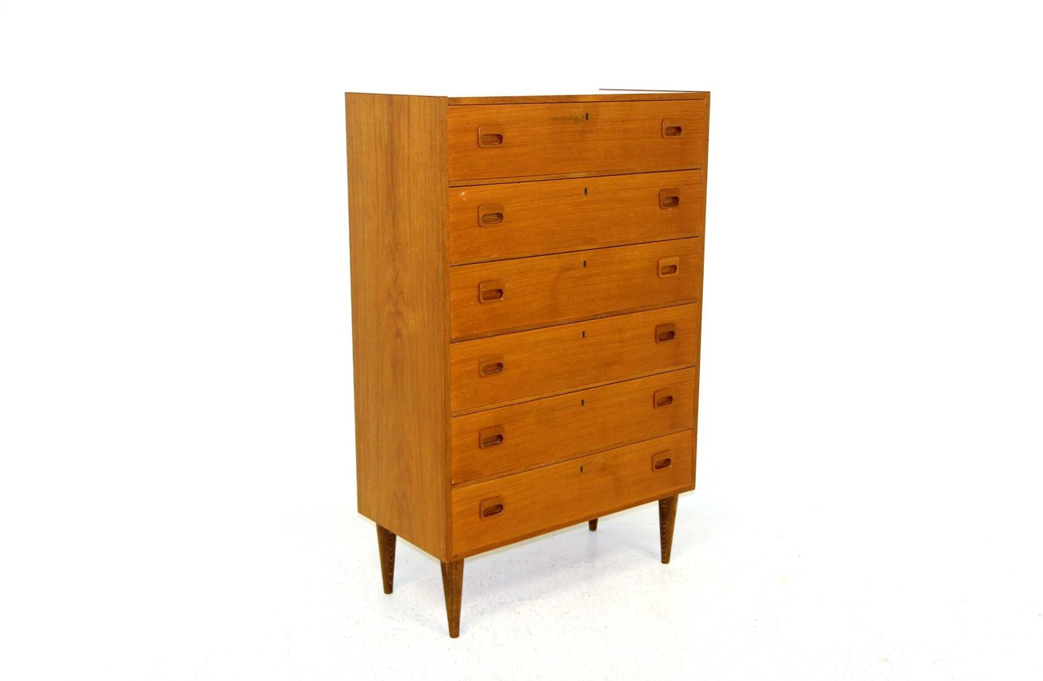 Commode scandinave "tallboy" en teck, Suède, 1960