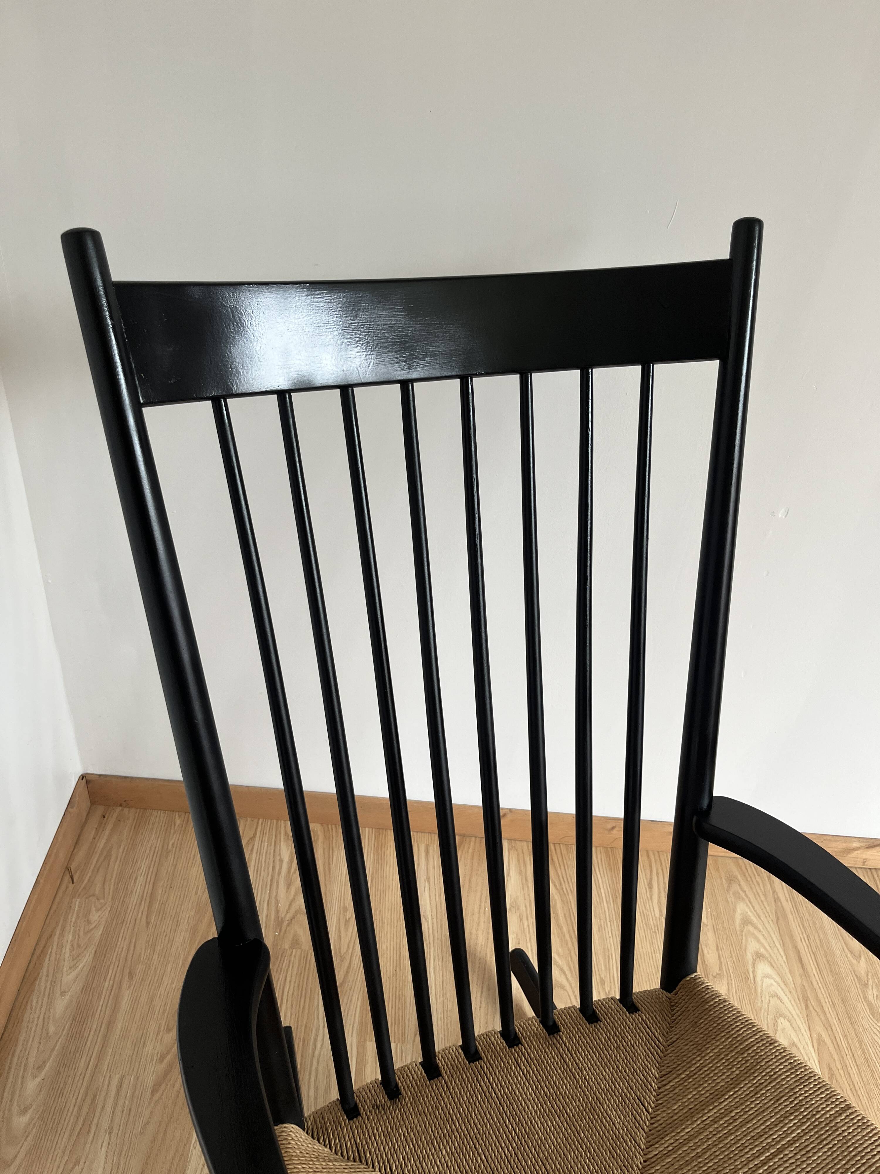 Rocking chair J16 Mobler Hans Wegner