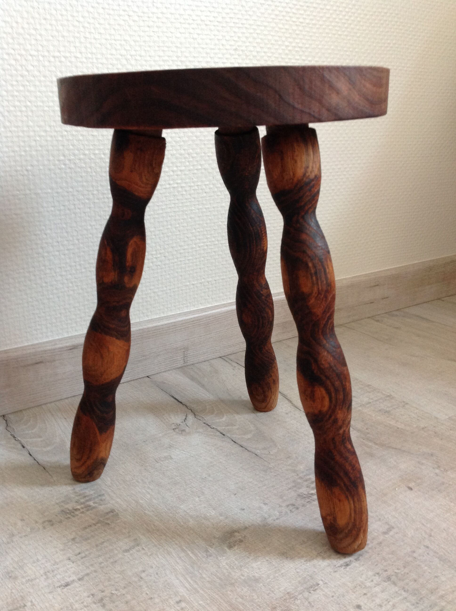 Tripod stool feet "rosary" in vintage wood 60s-70s