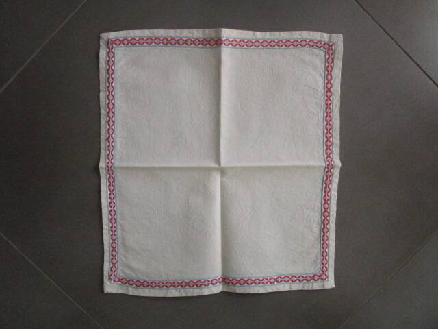 set of 6 old napkins
