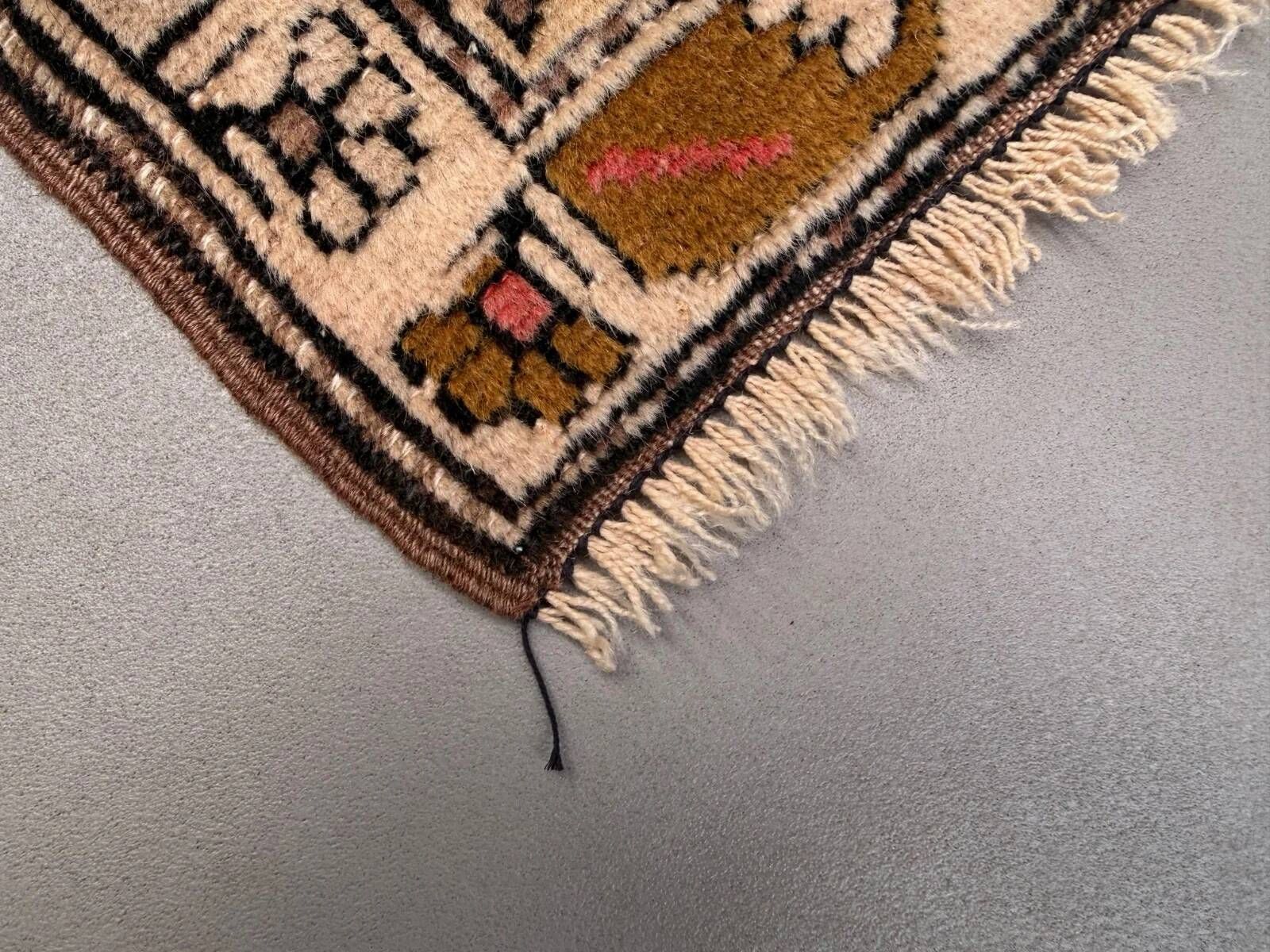 Turkish Milas rug 116x200 cm handmade vintage carpet Ushak 2573
