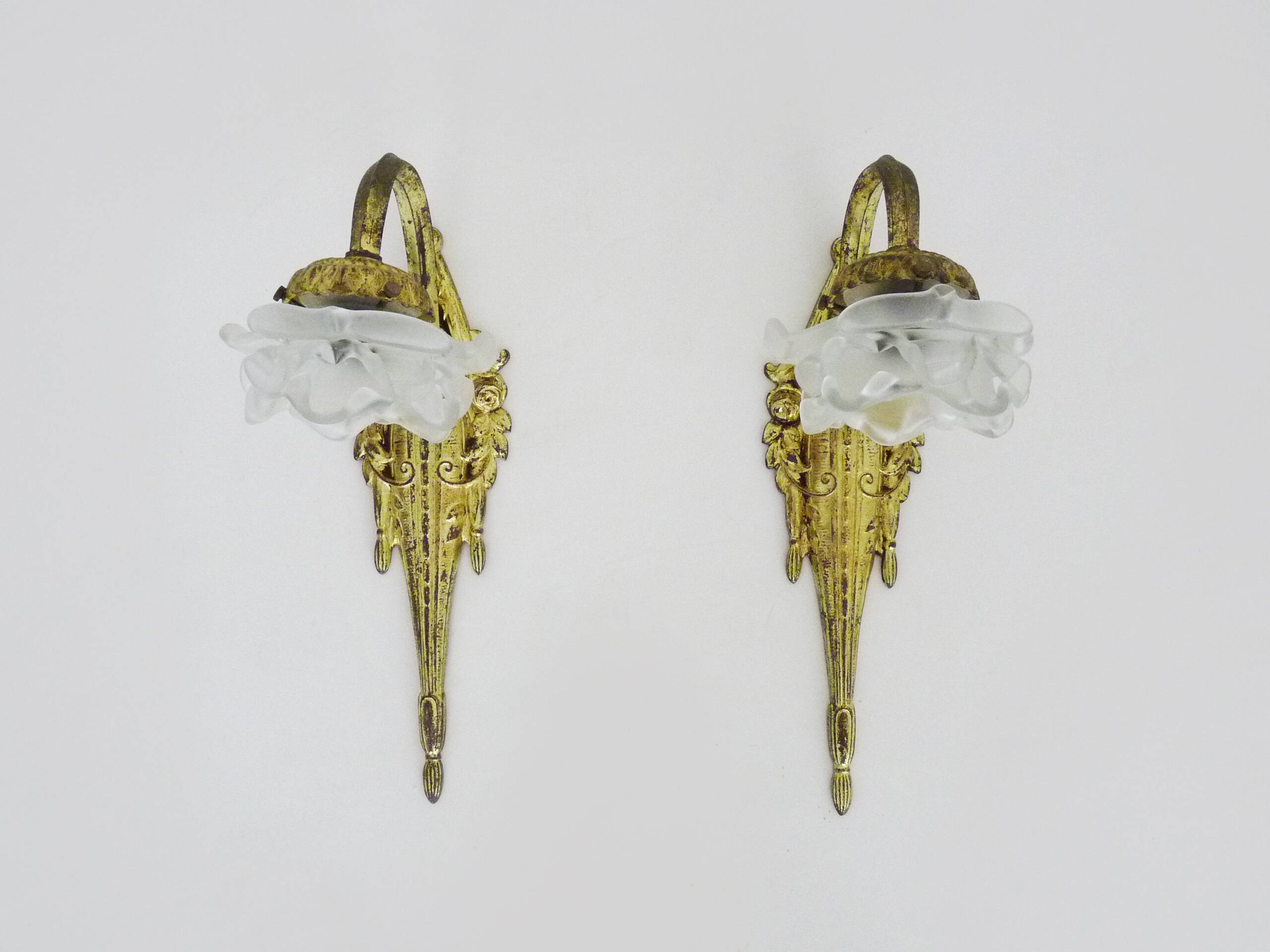 Pair of Art Nouveau bronze wall lights