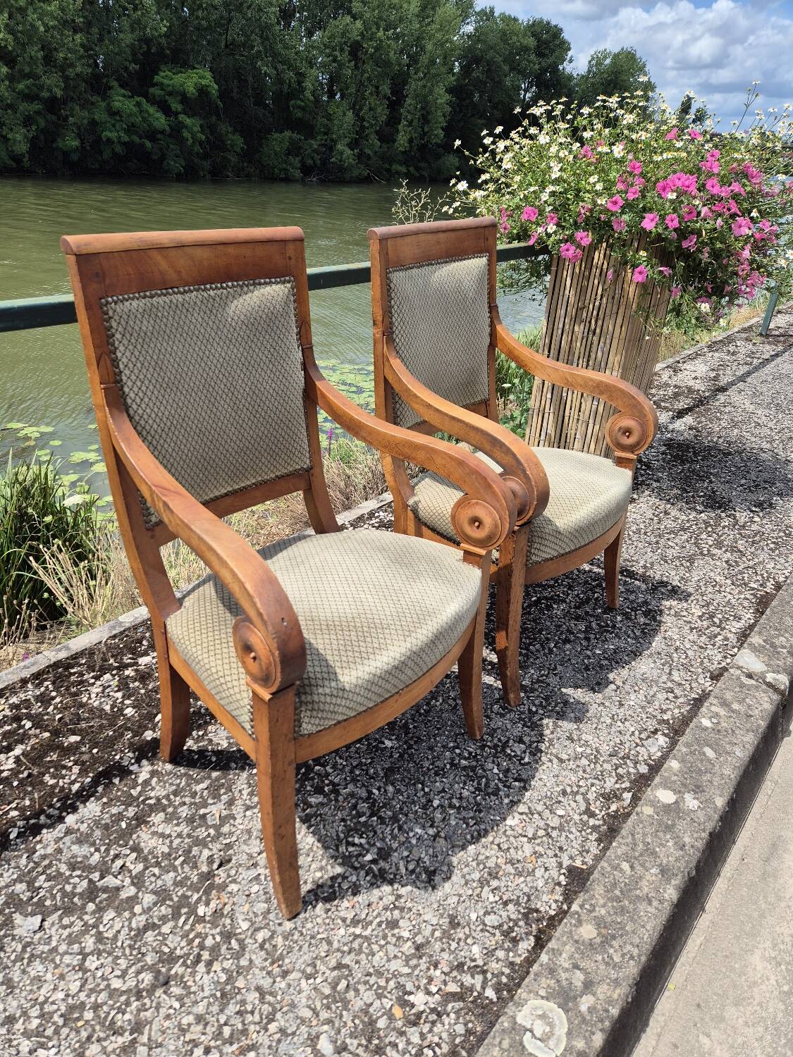 Pair of armchairs with Empire Restoration handles 1900s