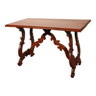 17th Century Italian Renaissance Walnut Table