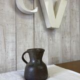 Sandstone pitcher