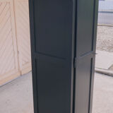 Armoire parisienne