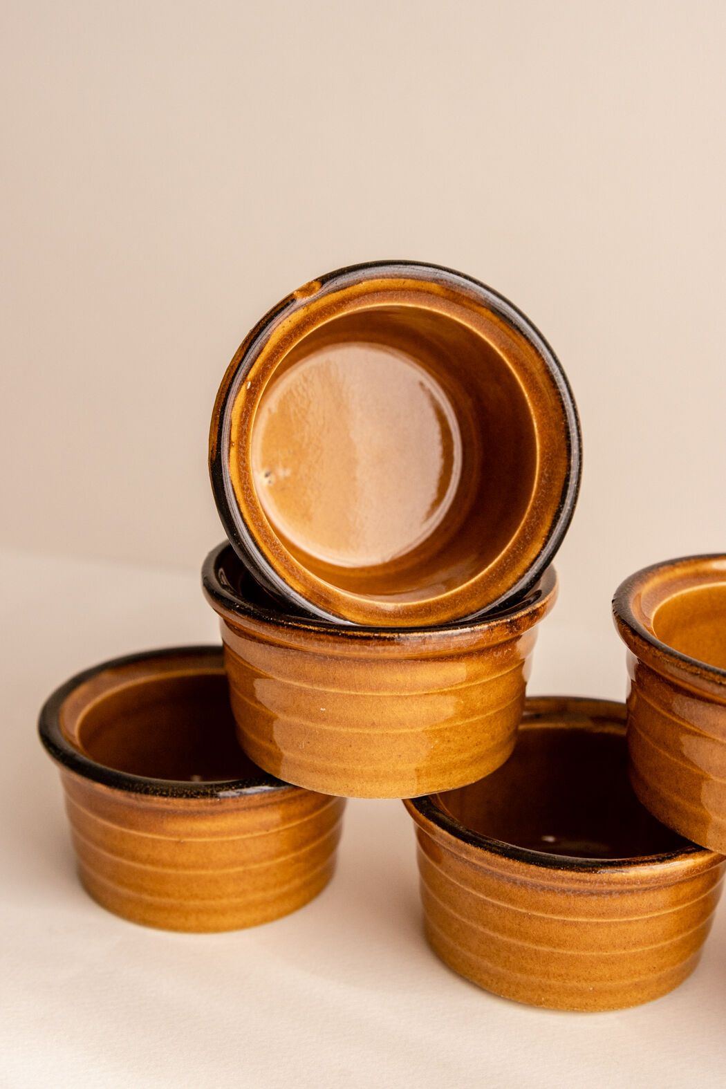 Set of 6 ramekins / terracotta raviers