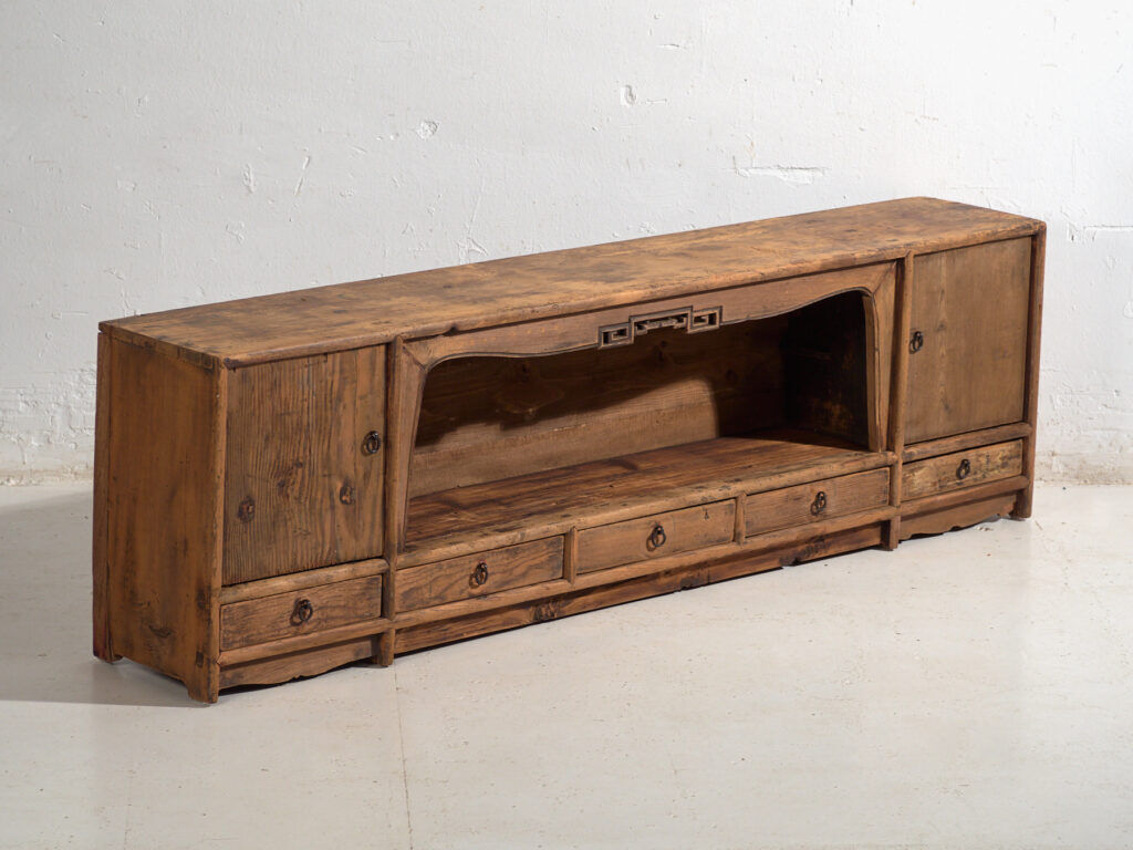 Old pine wood buffet – China, circa 1930