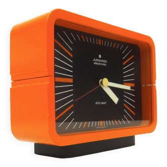 Horloge de bureau orange des années 70 colani age par junghans ato mat allemagne 1970