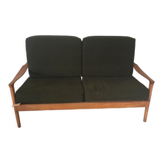 Mid-century scandinavian sofa