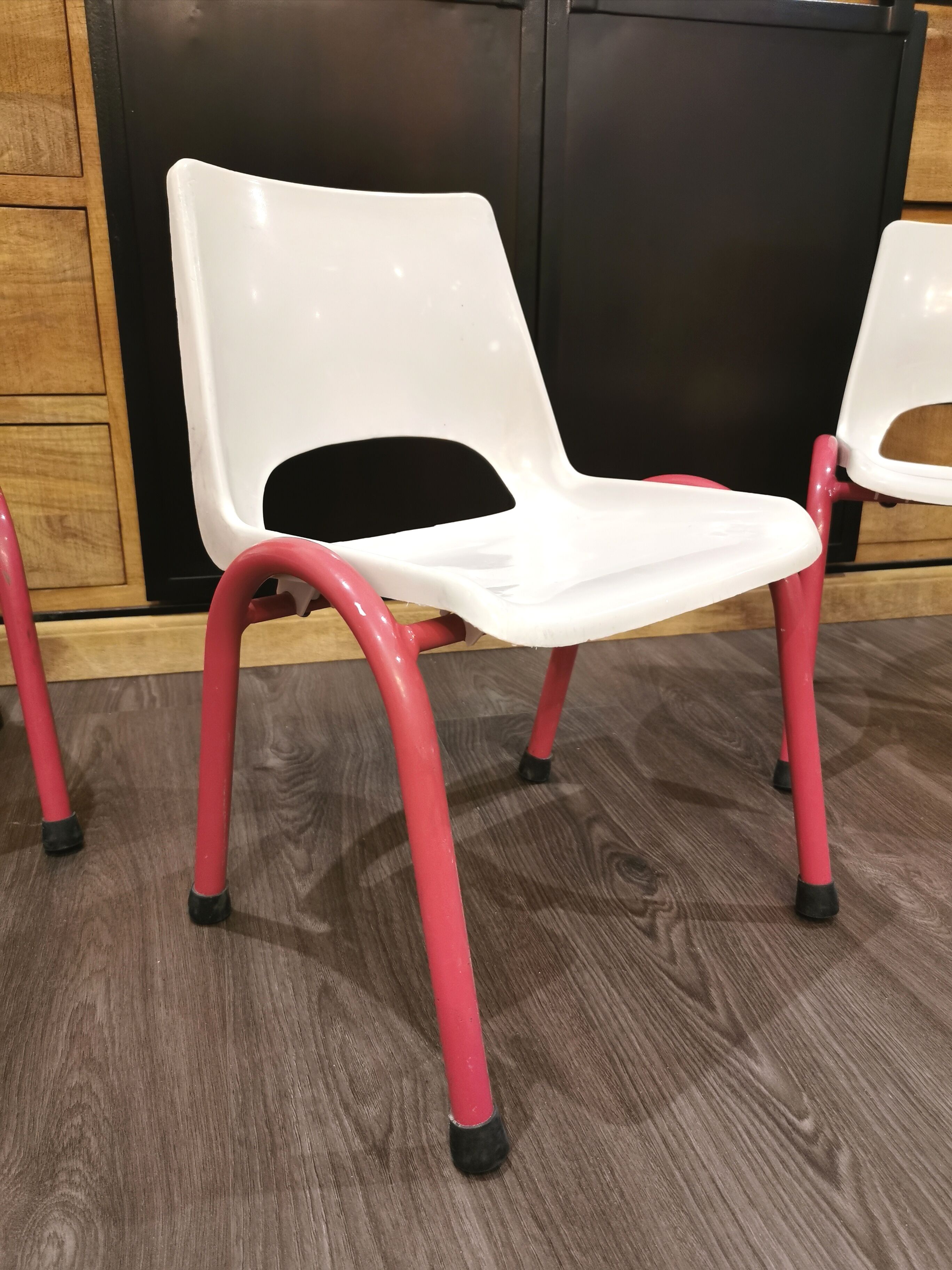 RB kindergarten chair