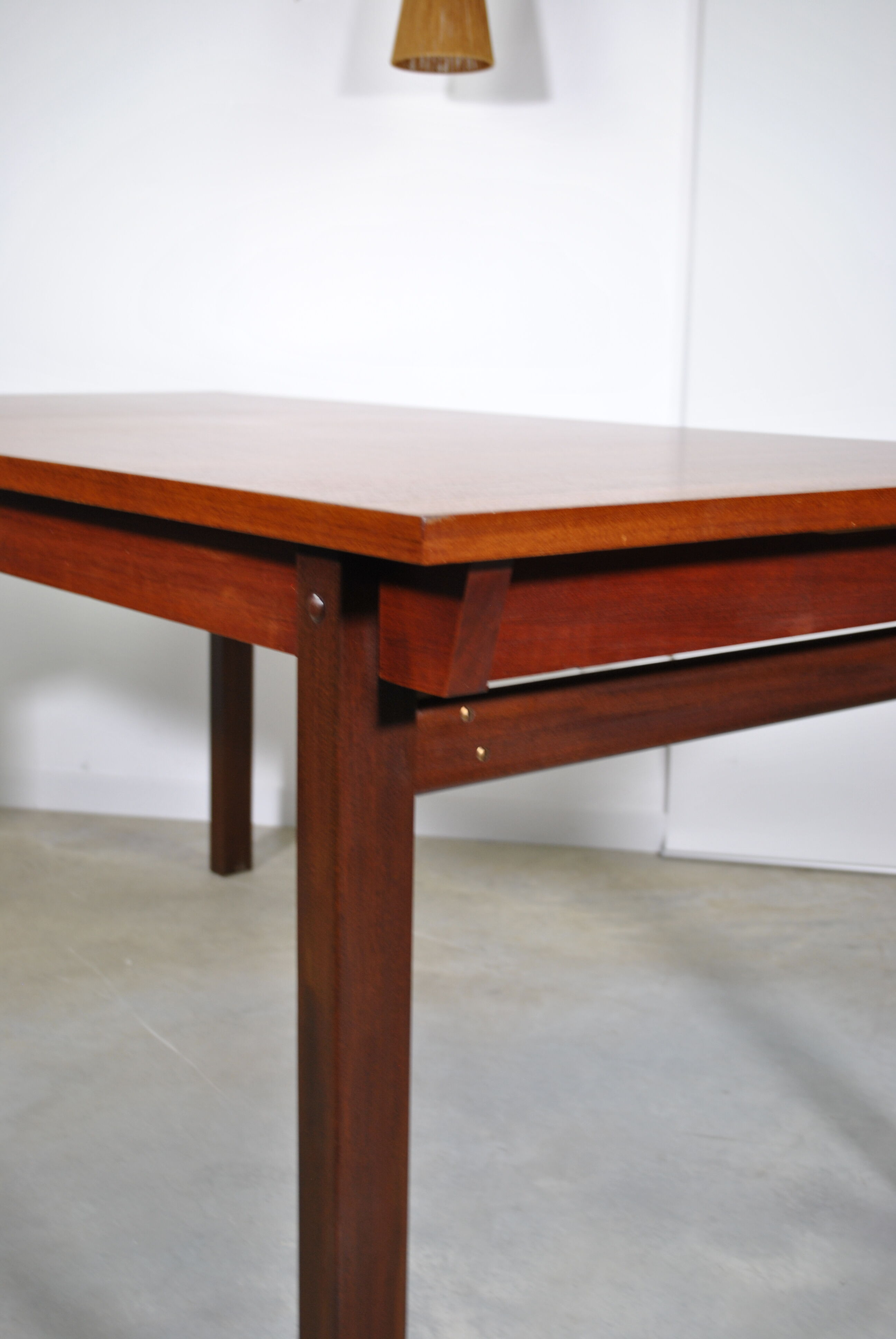 Extendable dining table in 1970 teak