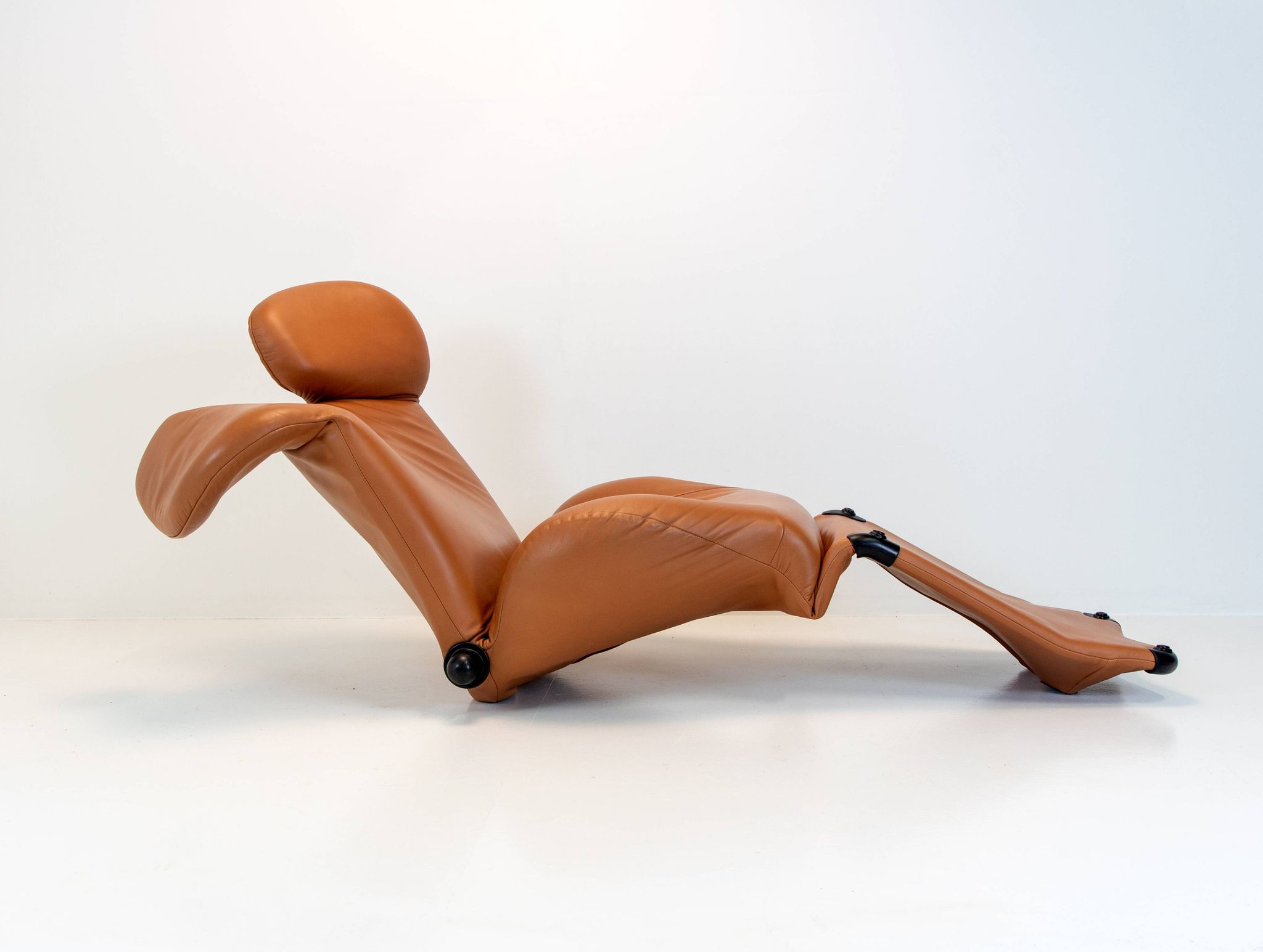 Fauteuil Cassina 111 Wink par Toshiyuki Kita