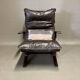 Fauteuil cuir 2 "design scandinave" 1950.