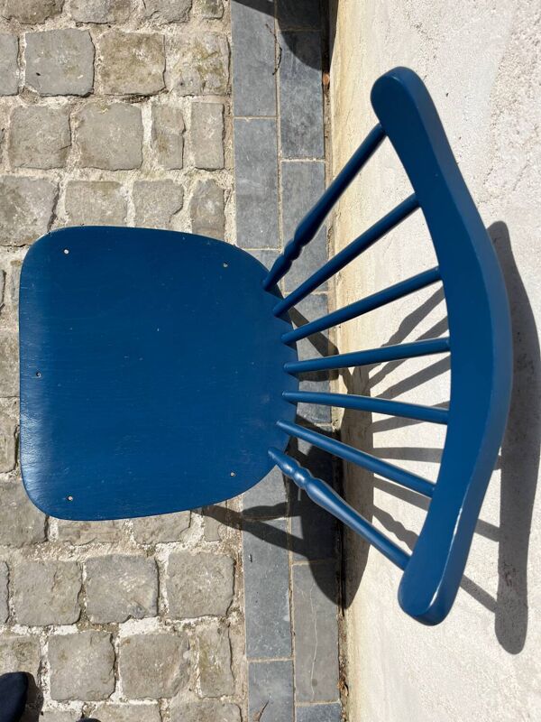Chaise Baumann bleu