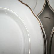 Lot de 12 assiettes à dessert en faïence blanche liseré doré Sarreguemines