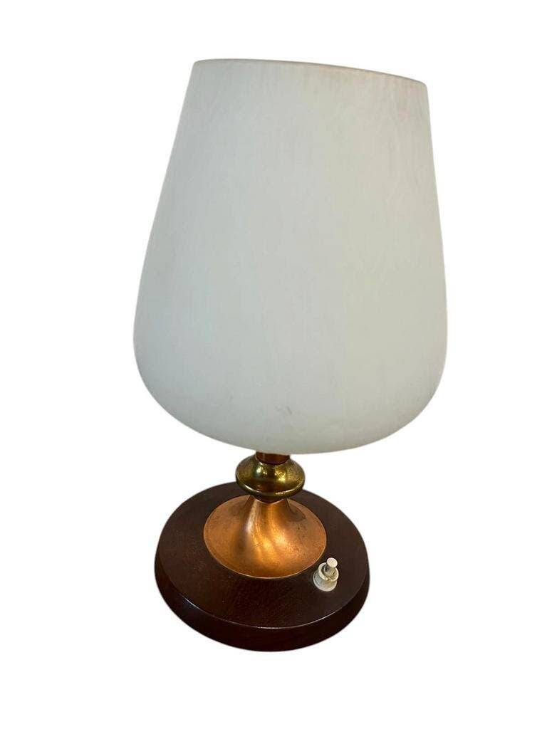 Lampe de table vintage en verre avec base en bois