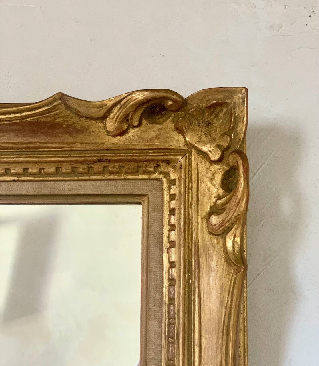 Wall-mounted mirror gilded Montparnasse frame vintage