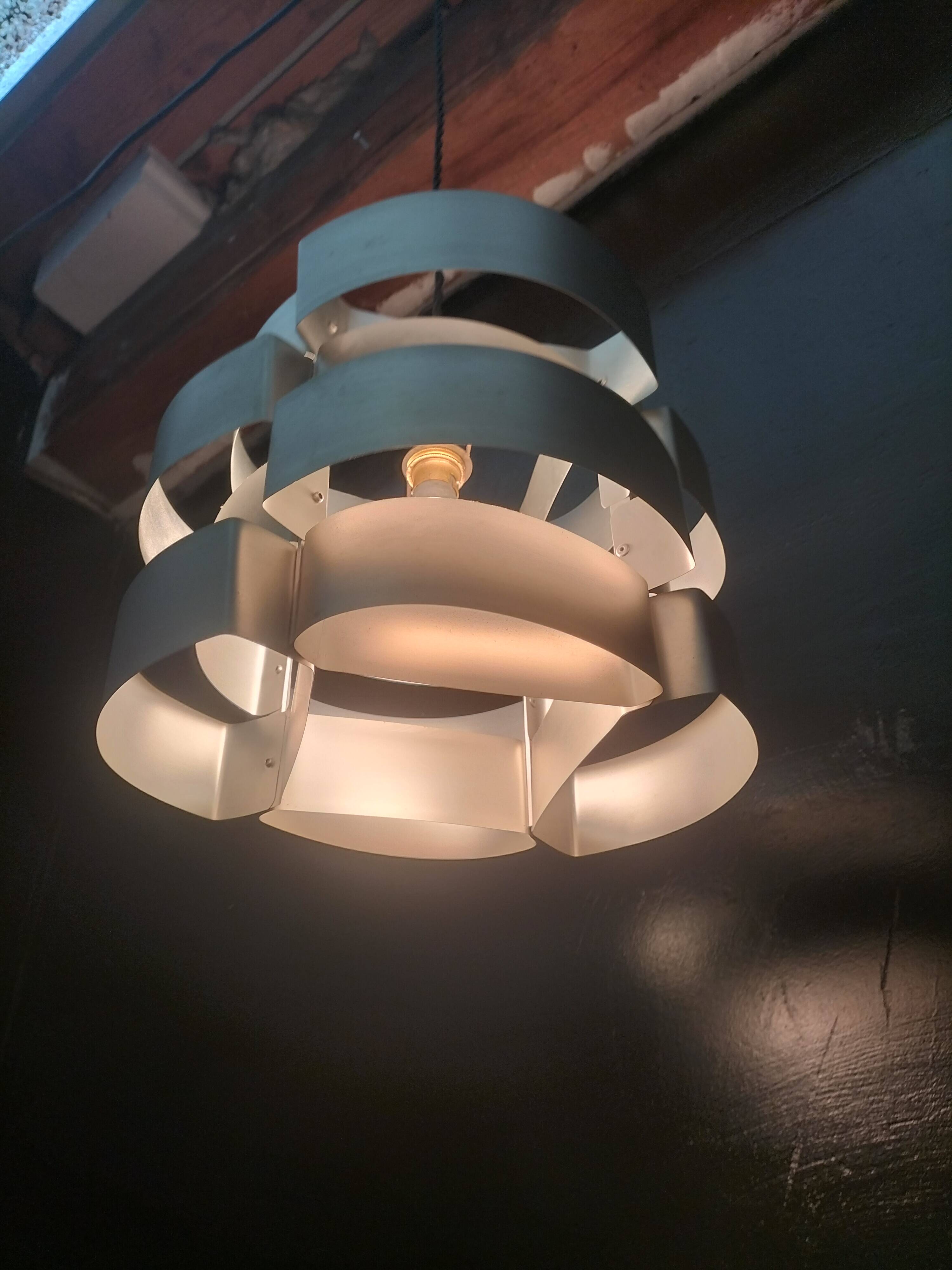 Max sauze pendant light