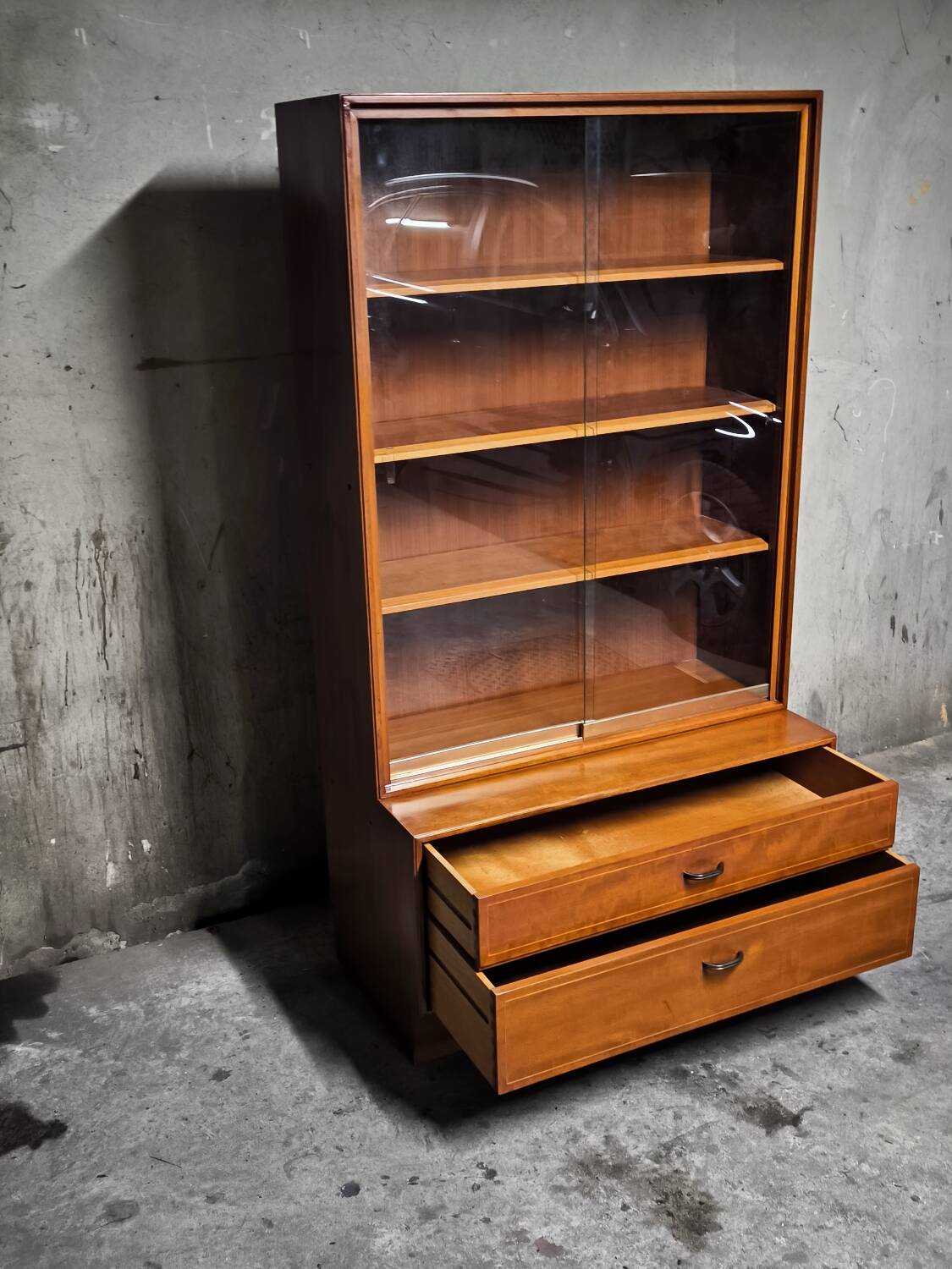 Vintage 1970s Scandinavian bookshelf