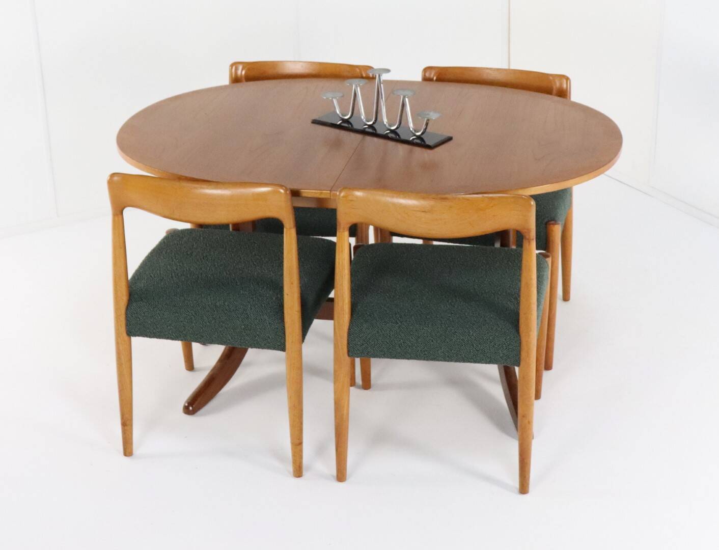 Set of 4 Danish Chairs 'Bjerremose'