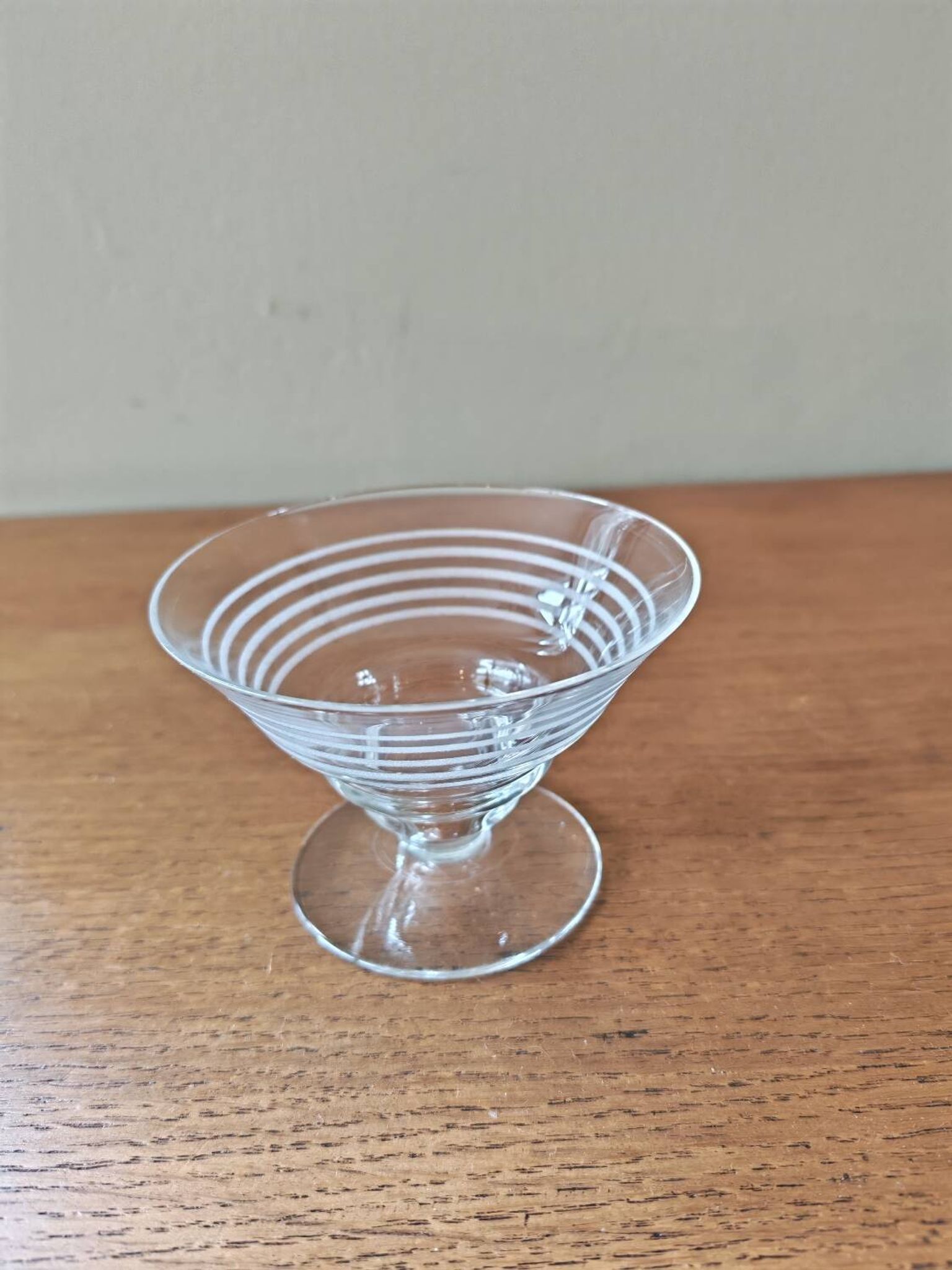 Lot de 8 coupes à champagne art déco